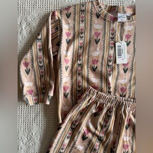 Little One Shop Spring Goose Sweatset 4T New With Tags